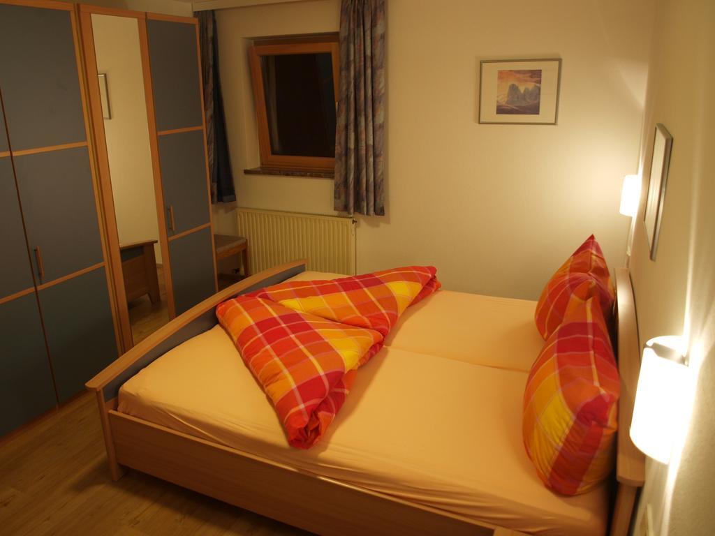 Ferienwohnungen Sommavilla Fulpmes Chambre photo